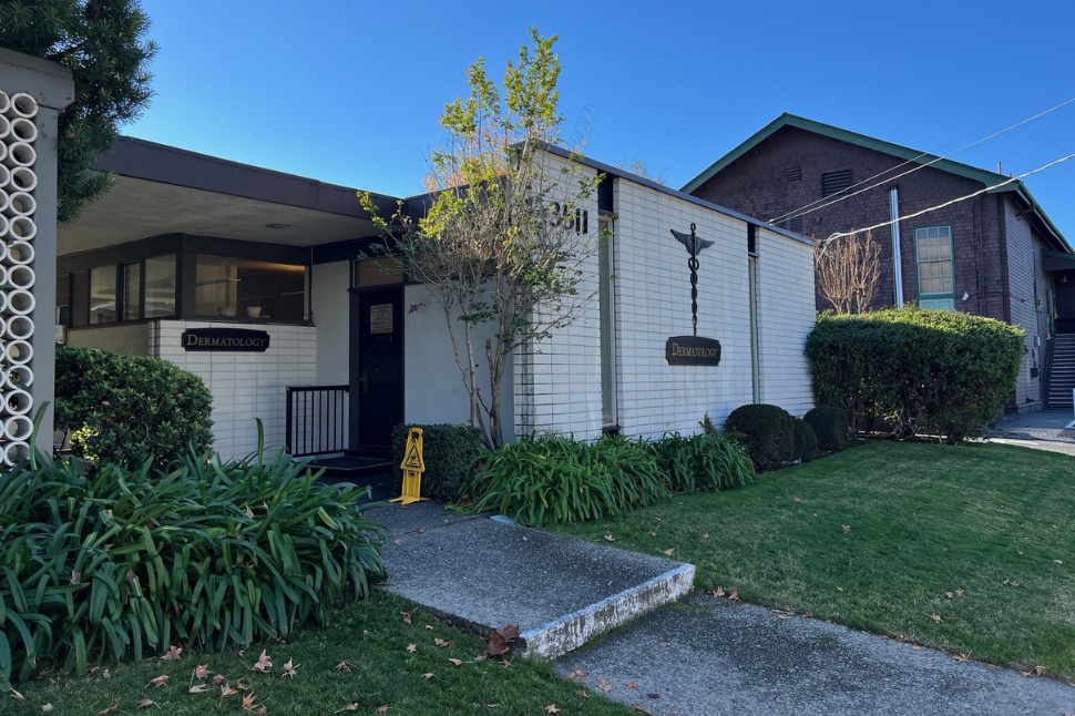 3511 School Street 3